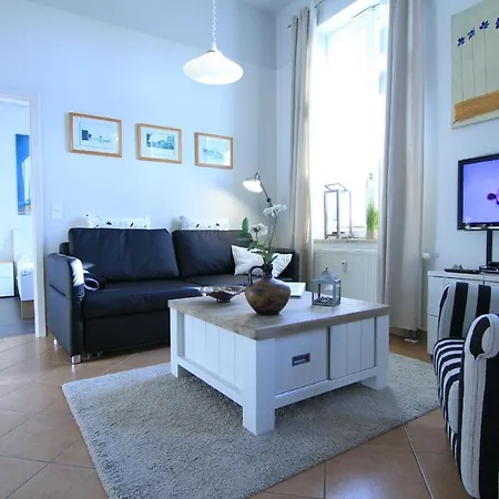 Apartamento F-1063 Stachelbeerbluete In